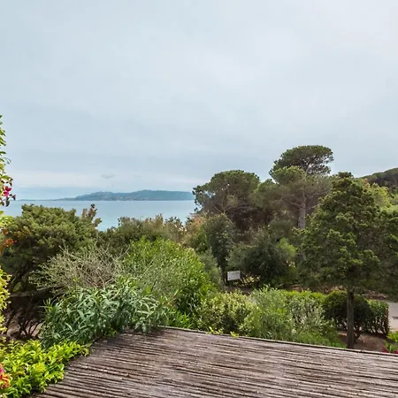 Villa Piscina&spiaggia-villetta Esclusiva Vista Mare Proiettore